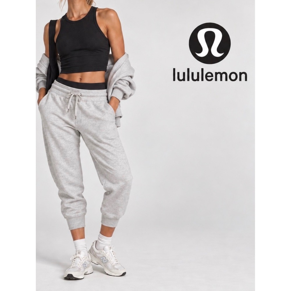 $118 Lululemon Scuba High-Rise Jogger Sweat Pants Longe Wear Bottoms Sz 8